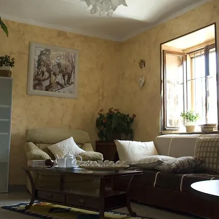 Il Cortile Della Nonna Bed and Breakfast 3*