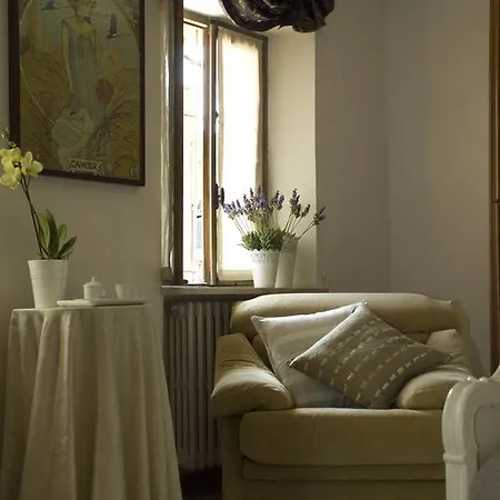 Il Cortile Della Nonna Bed and Breakfast Chieri